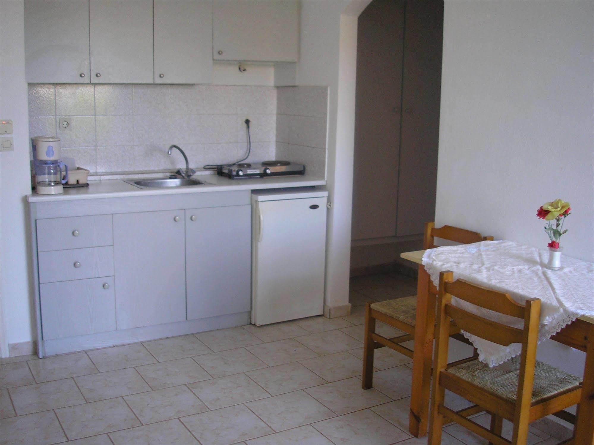 Dimitra Apartments Gouves Exterior foto